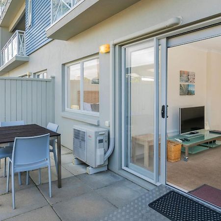Crow'S Nest Apartments Whitianga Exterior photo