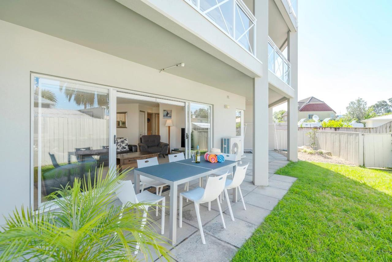 Crow'S Nest Apartments Whitianga Exterior photo