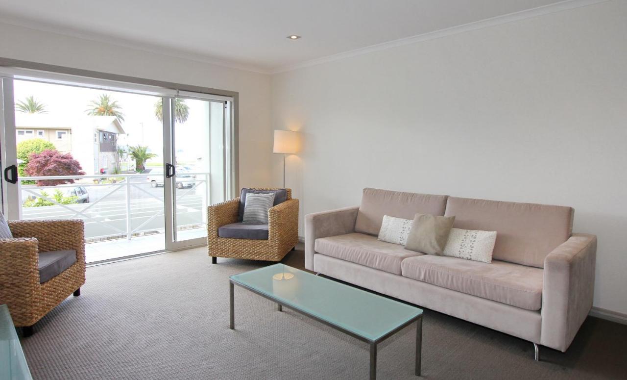 Crow'S Nest Apartments Whitianga Exterior photo