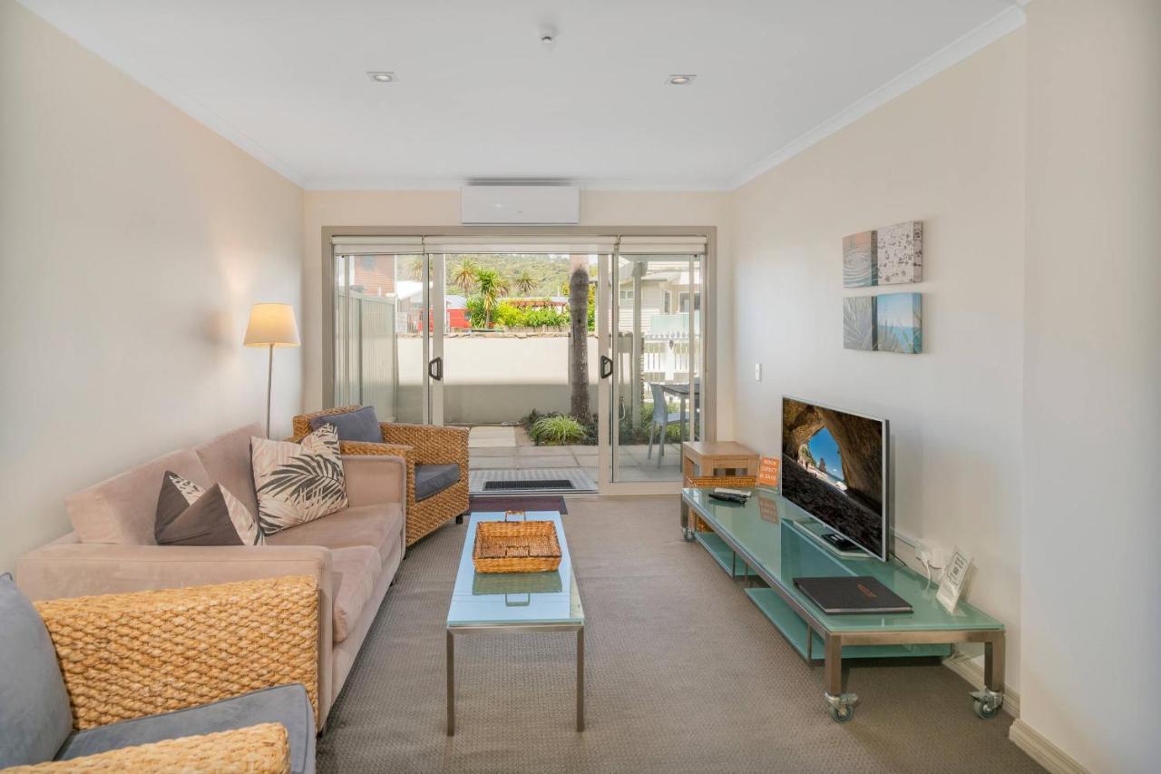 Crow'S Nest Apartments Whitianga Exterior photo