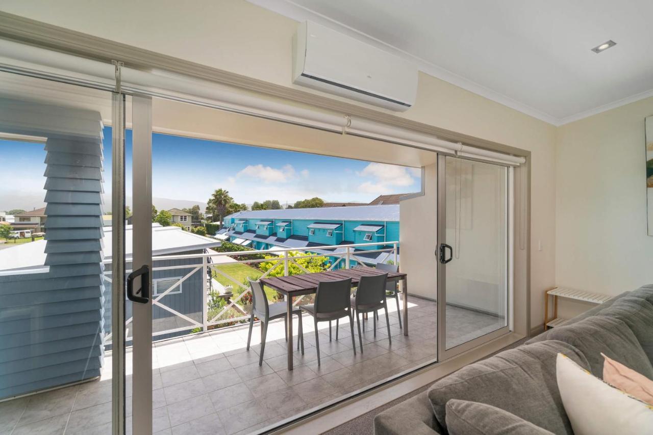 Crow'S Nest Apartments Whitianga Exterior photo