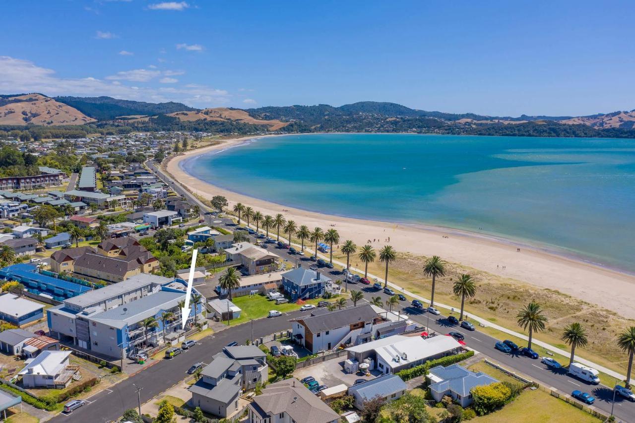 Crow'S Nest Apartments Whitianga Exterior photo