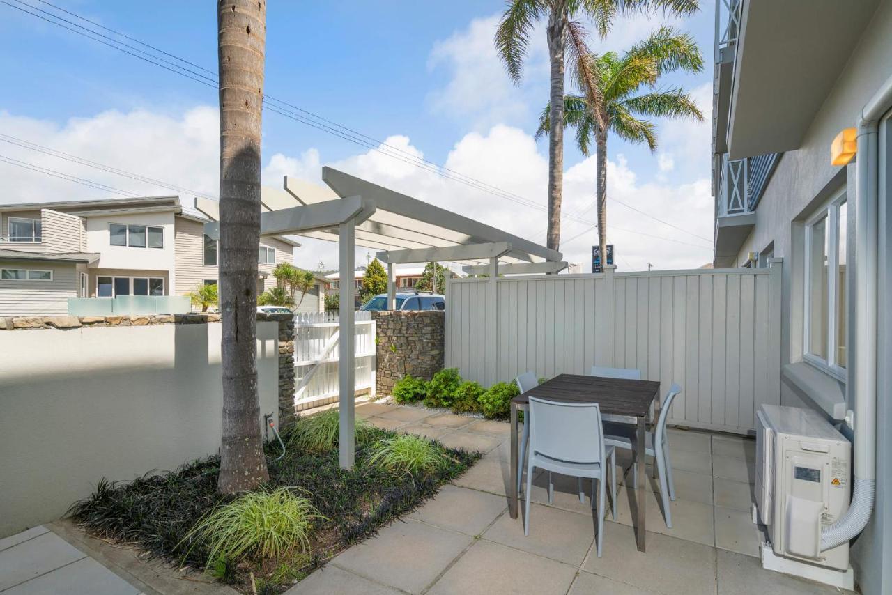 Crow'S Nest Apartments Whitianga Exterior photo